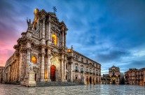Sunrise in Piazza Del Duomo